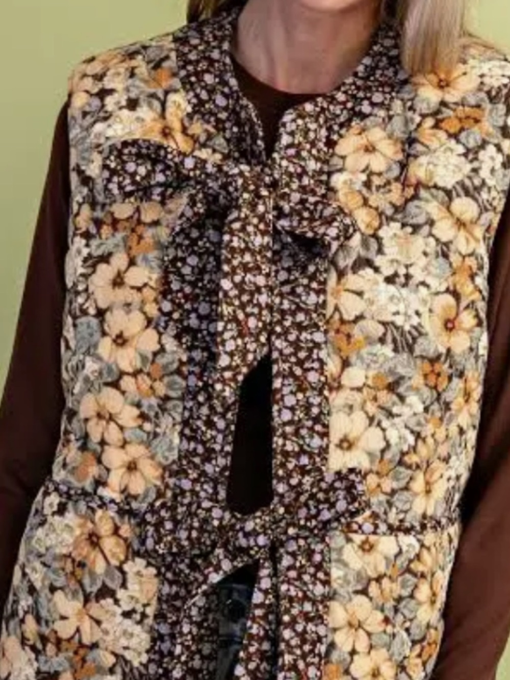 GiGio USA Floral Quilted Tie-Neck Vest in Brown/Cream